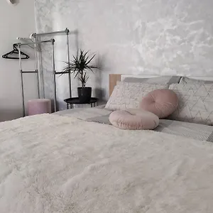 Little Paradise Apartment